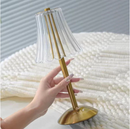 Luminária de Mesa com Saia de Seda e Sensor de Toque LED - Angel & Home