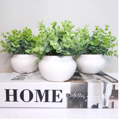 Vasinho de Cerâmica com Eucalipto Artificial | Decoração Elegante