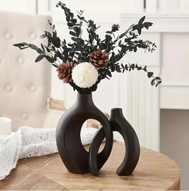 Conjunto de vasos decorativos de cerâmica da Angel & Home para sala e mesa, com design elegante e acabamento sofisticado.