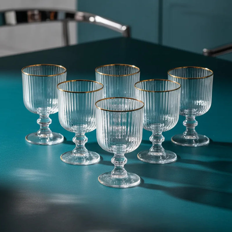 Conjunto de 6 taças de vidro canelado Versalhes de 260ml com borda dourada, elegante para mesa posta.