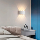 Arandela de Parede Luminária Meia Lua Frisada Área Interna Externa 4/6/8/10 Facho Led Branco Quente