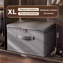 Caixa organizadora dobrável em tecido da Angel & Home, ideal para roupas e organização de quarto, em tom neutro.