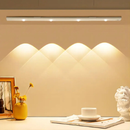Luminária LED sem fio Angel & Home com sensor de movimento, ideal para cozinhas e guarda-roupas, iluminação prática e aconchegante