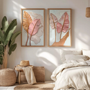 Kit 2 Quadros Folhas Douradas e Rosê Relevo Texturizado Tropical Moderno Elegante Com Moldura